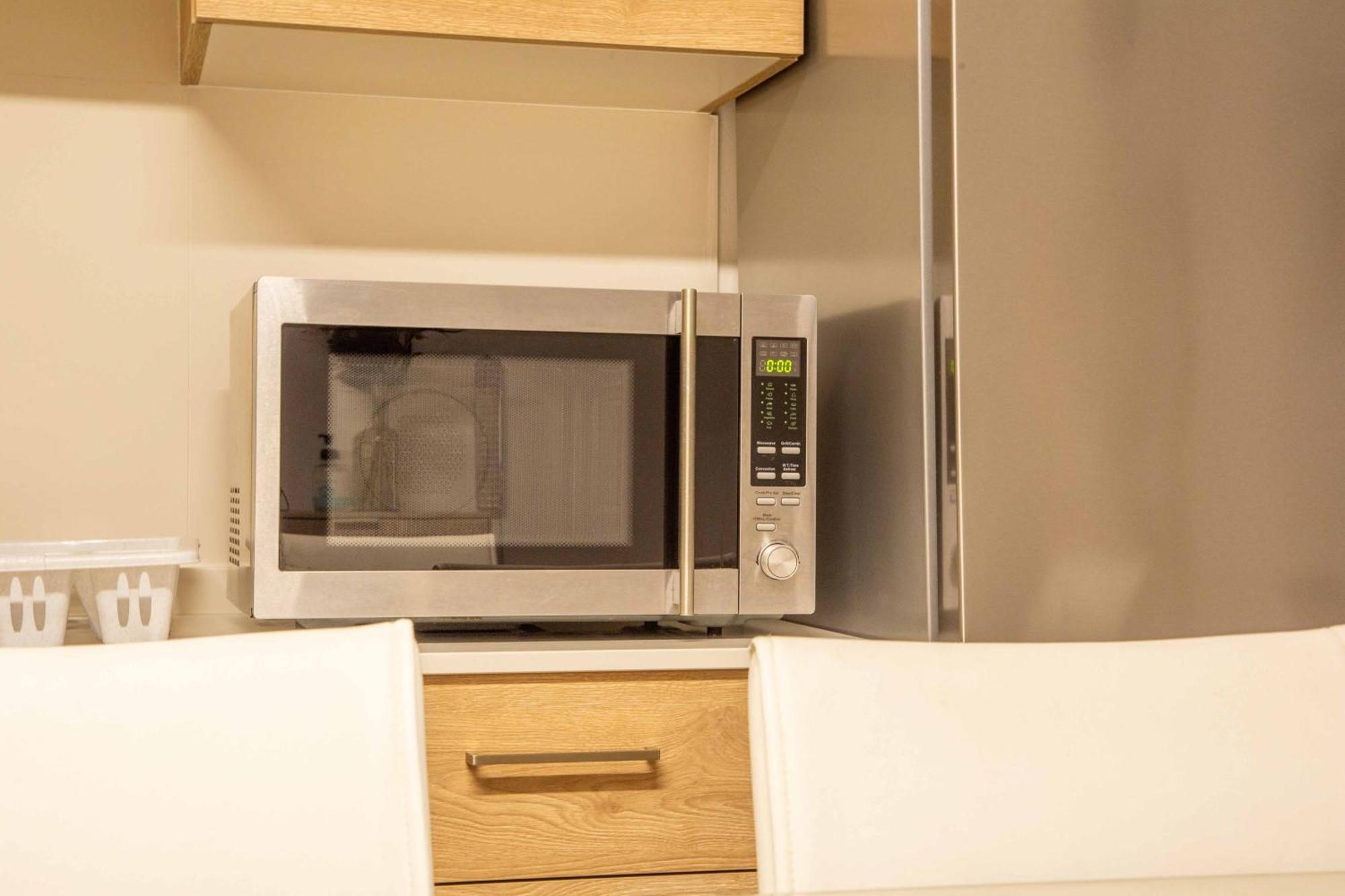 Spacious, Modern 3 Bedroom Apartment - خليج سانت بول المظهر الخارجي الصورة