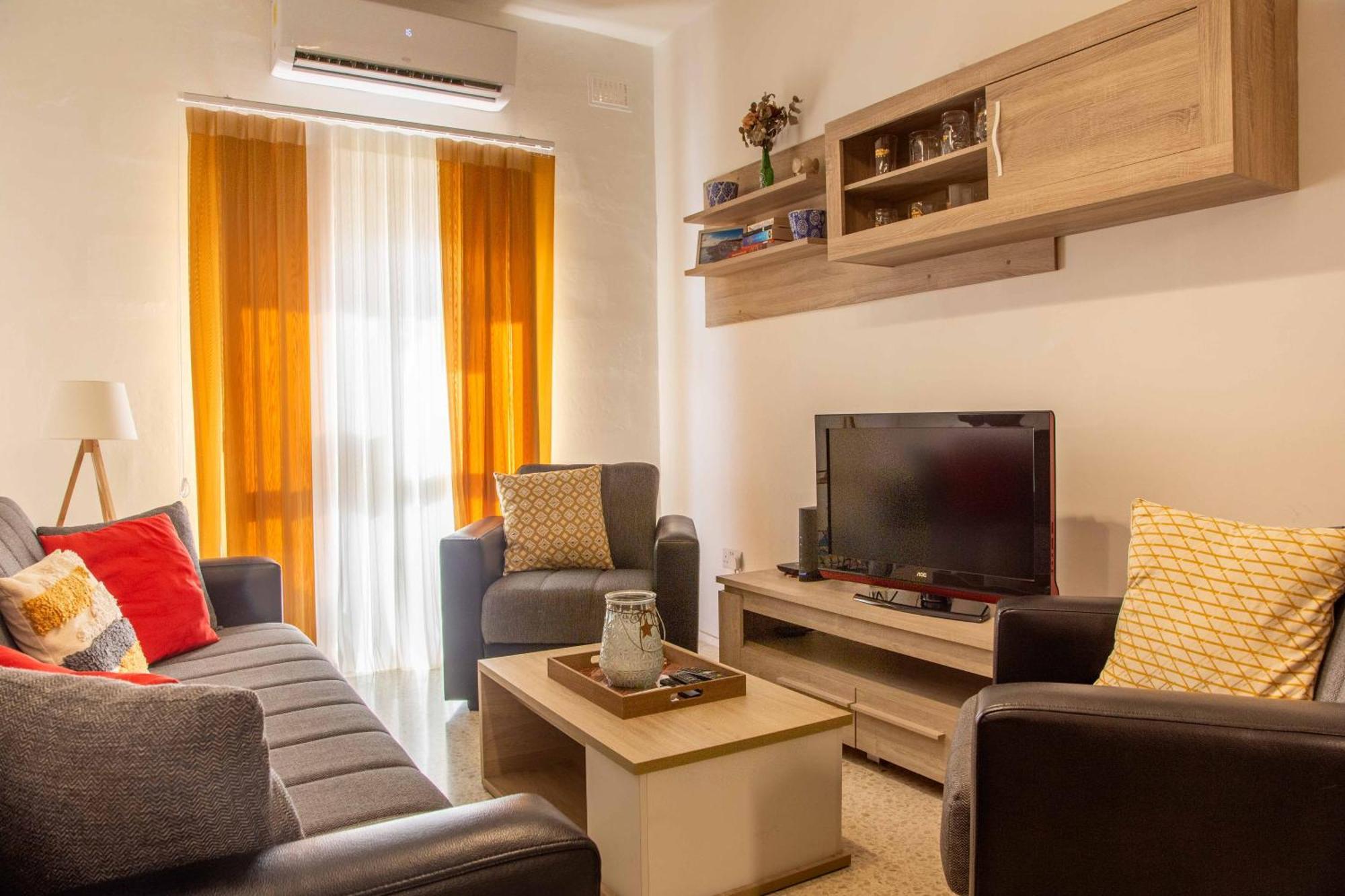 Spacious, Modern 3 Bedroom Apartment - خليج سانت بول المظهر الخارجي الصورة